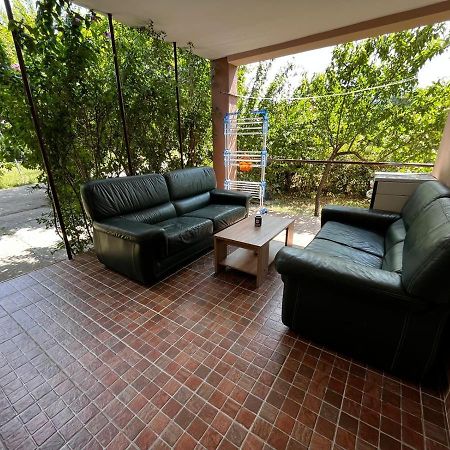 Green Place Bar Bagian luar foto